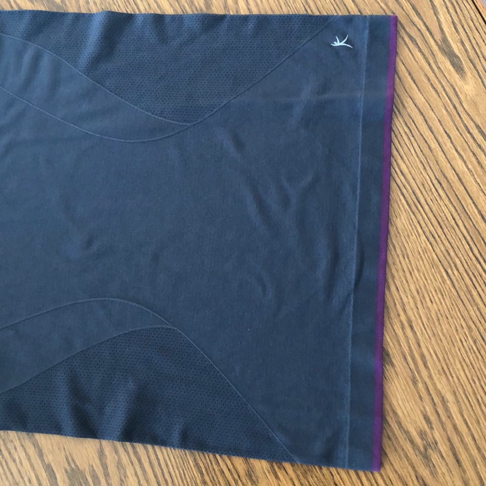 Workout tee - Picture 3 of 4